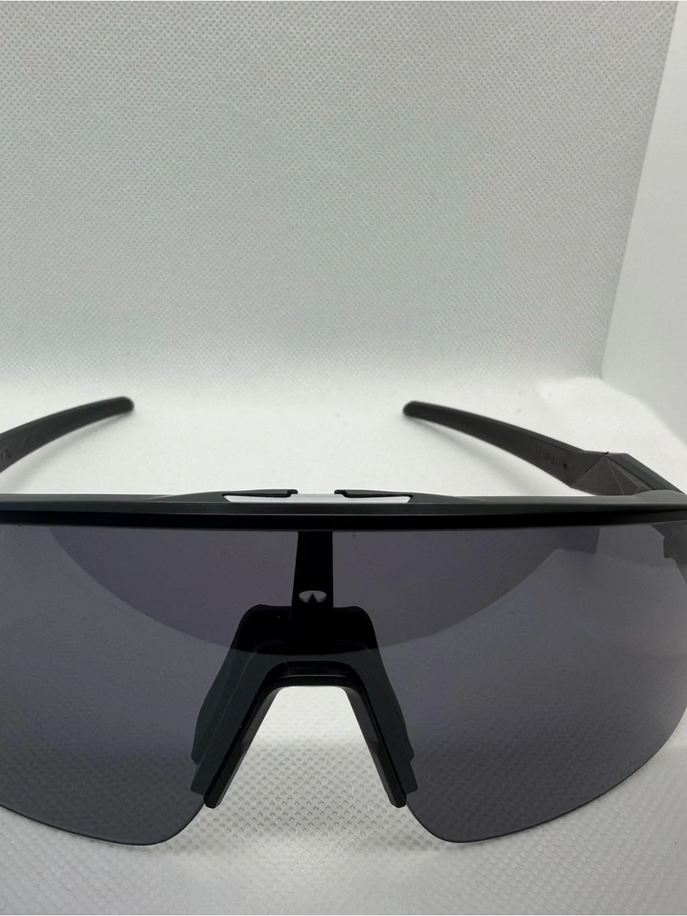 Sutro lite Sporty Sunglasses - Black